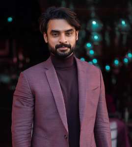 Tovino Thomas